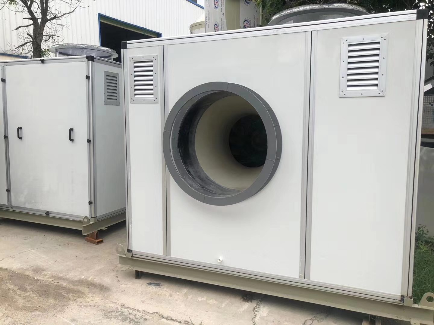 ���ږ|�ρ�ĳ���U��̎���O�䣨�����L�C,�h���L�C��